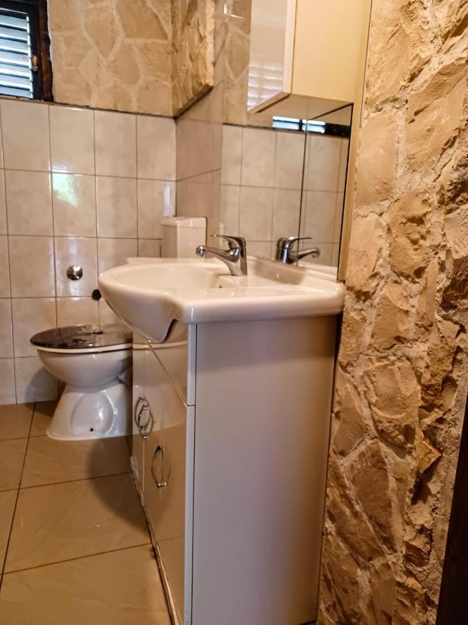 Dalmatia Rustica Comfortable One Bedroom+Fireplace 자다르 외부 사진