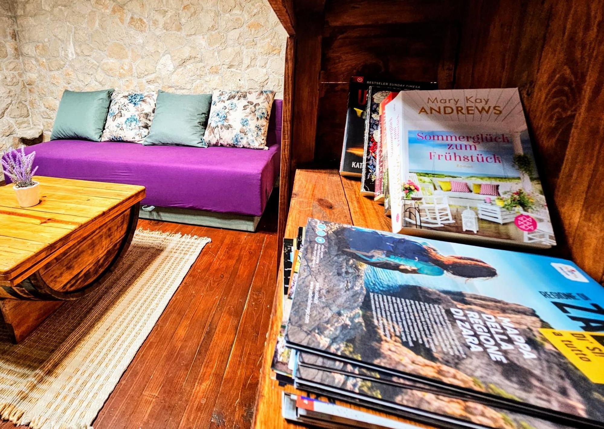 Dalmatia Rustica Comfortable One Bedroom+Fireplace 자다르 객실 사진